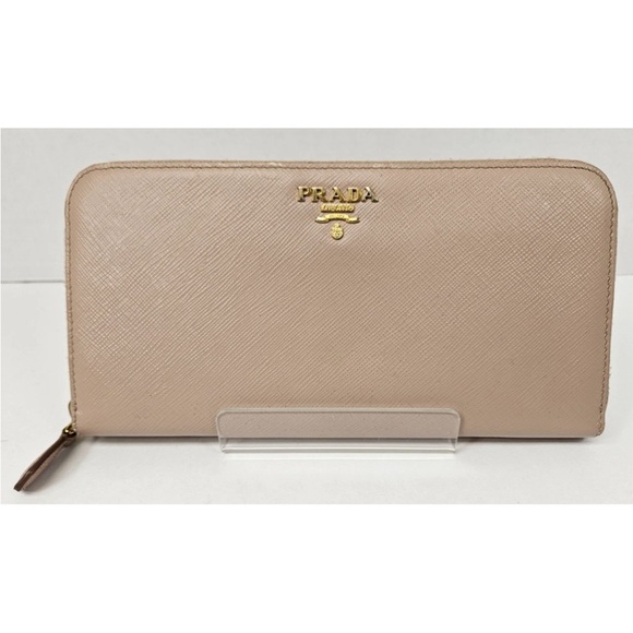 Prada Women's Beige Leather Wallet - Picture 1 of 12